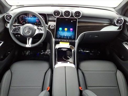 New 2026 Mercedes-Benz GLC 300 GLC 300 image 4