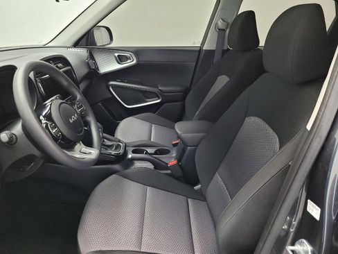 Used 2024 Kia Soul S image 17