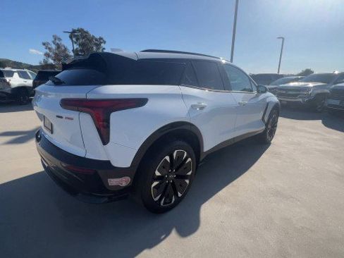 Used 2024 Chevrolet Blazer EV RS image 8