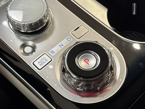 New 2026 Genesis GV70 2.5T AWD/4WD image 22