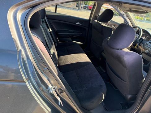 Used 2011 Honda Accord LX image 9