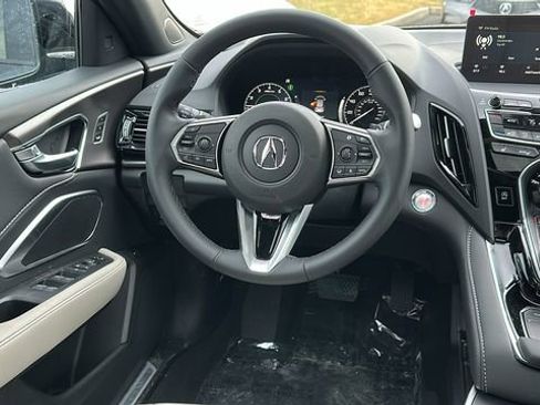 Used 2026 Acura RDX SH-AWD image 25