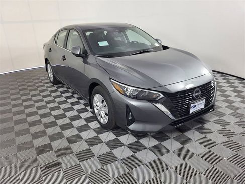 New 2025 Nissan Sentra S image 3