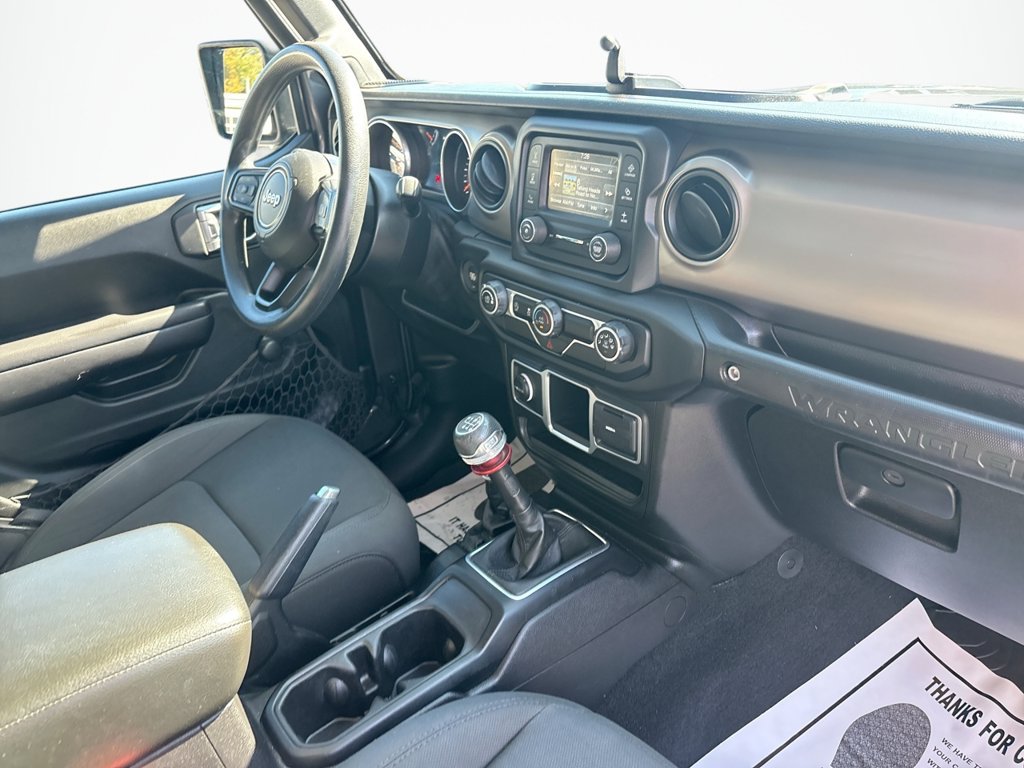 Used 2018 Jeep Wrangler Unlimited Sport AWD/4WD image 14