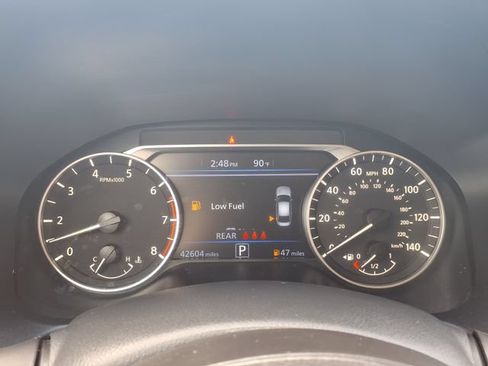 Used 2025 Nissan Altima 2.5 SV FWD image 30