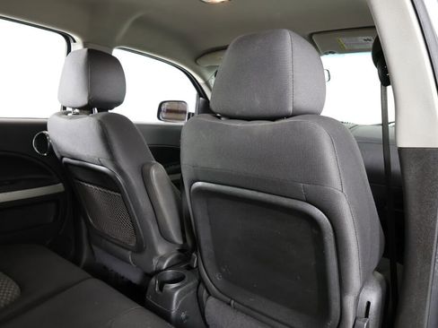 Used 2010 Chevrolet HHR LT image 19