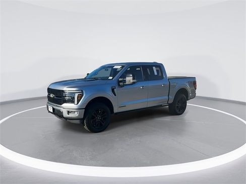 Used 2025 Ford F150 Platinum w/ FX4 Off-Road Package image 3