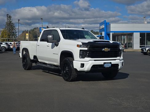 Certified 2025 Chevrolet Silverado 2500 LT w/ Convenience Package image 2