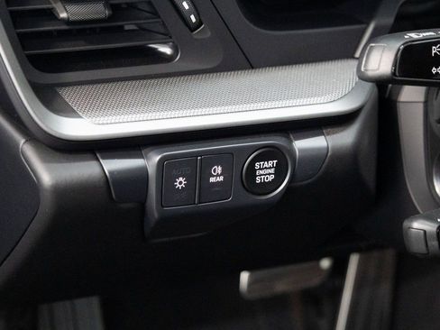 Certified 2025 Porsche 911 Carrera RWD image 24