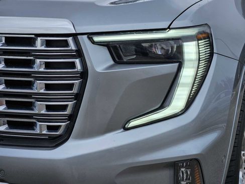 Used 2024 GMC Acadia Denali w/ Super Cruise Package image 7