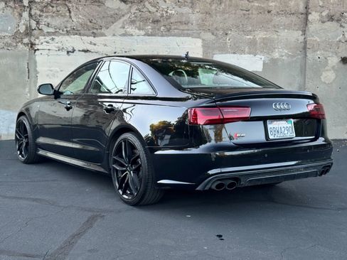 Used 2017 Audi S6 Premium Plus w/ S6 Sport Package AWD/4WD image 6