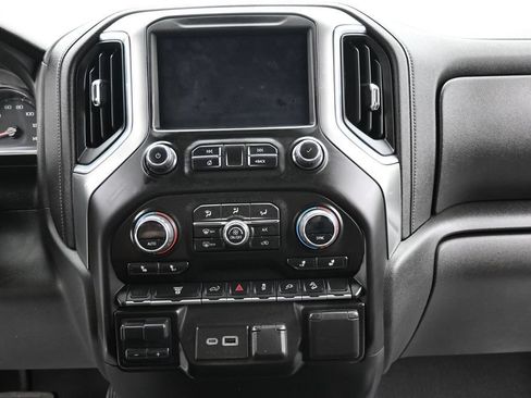 Used 2023 Chevrolet Silverado 2500 LT AWD/4WD image 15
