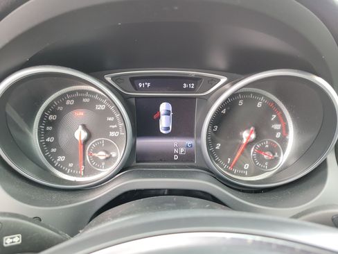 Used 2017 Mercedes-Benz CLA 250 image 22