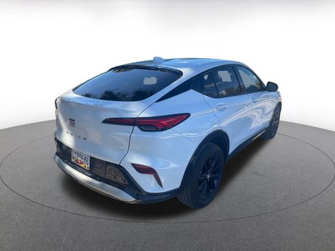 Used 2025 Buick Envista Sport Touring image 7