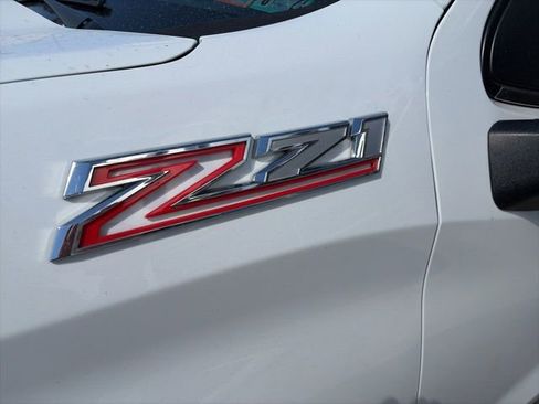 Used 2019 Chevrolet Silverado 1500 LTZ w/ LTZ Premium Package image 7