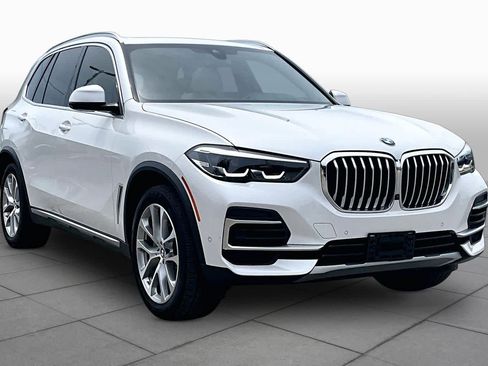 Used 2022 BMW X5 sDrive40i w/ Luxury Seating Package RWD image 3