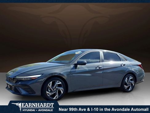 Certified 2025 Hyundai Elantra Limited FWD image 1