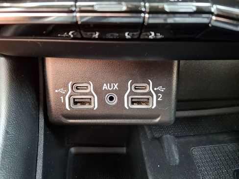 Used 2023 Dodge Durango R/T AWD/4WD image 28