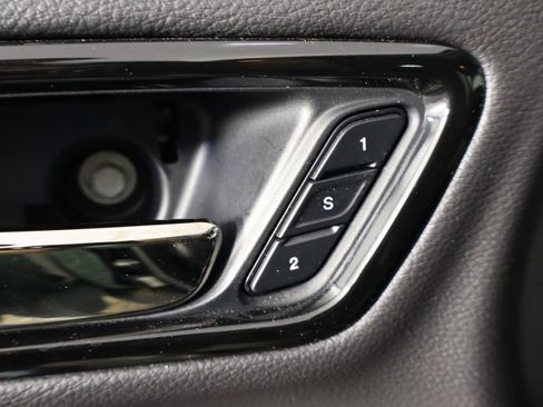 Used 2022 Dodge Durango GT image 24