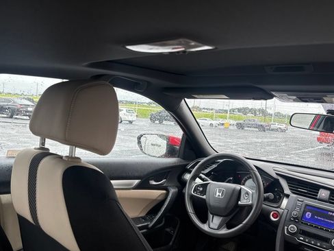 Used 2018 Honda Civic LX-P image 27