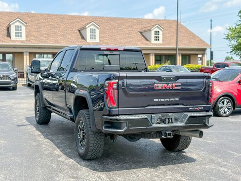 Used 2024 GMC Sierra 2500 AT4X AWD/4WD image 6
