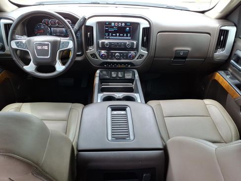 Used 2018 GMC Sierra 1500 SLT AWD/4WD image 13