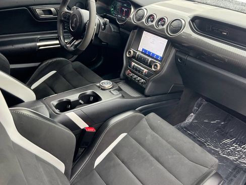 Used 2020 Ford Mustang Shelby GT500 w/ Technology Package RWD image 15