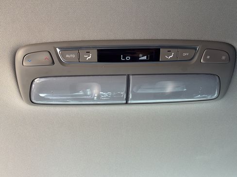 Used 2023 Kia Telluride S AWD/4WD image 16