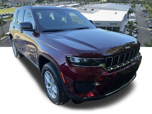 New 2025 Jeep Grand Cherokee Laredo X image 2
