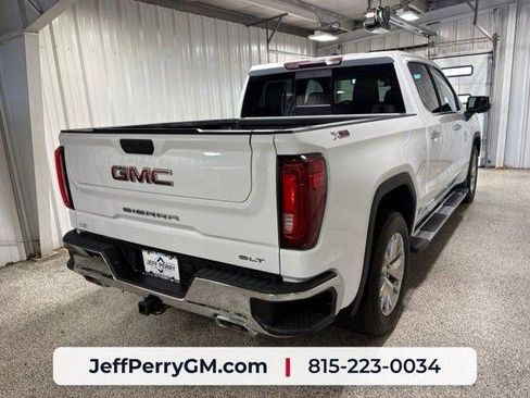 Used 2021 GMC Sierra 1500 SLT w/ SLT Premium Package AWD/4WD image 3