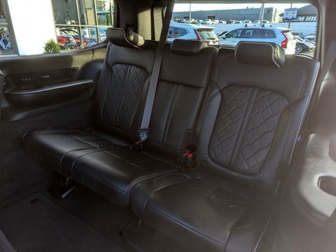 Used 2024 Jeep Grand Wagoneer Series III w/ Rear Seat Video Group 1 image 40