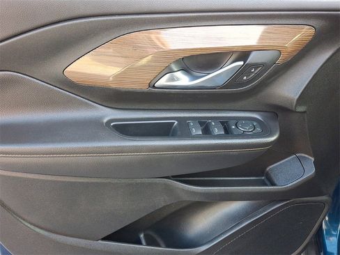 Used 2019 GMC Terrain SLE w/ Driver Convenience Package image 12