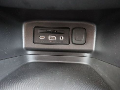 Used 2024 Chevrolet Equinox RS AWD/4WD image 15