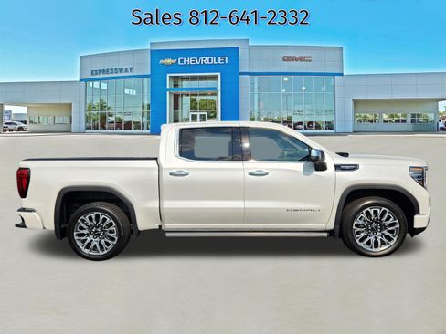 Used 2024 GMC Sierra 1500 Denali Ultimate AWD/4WD image 8