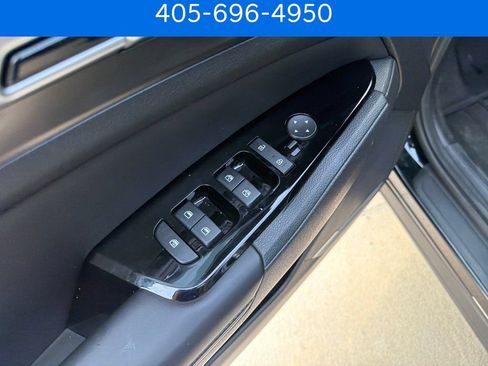 Used 2023 Kia Sportage EX FWD image 15