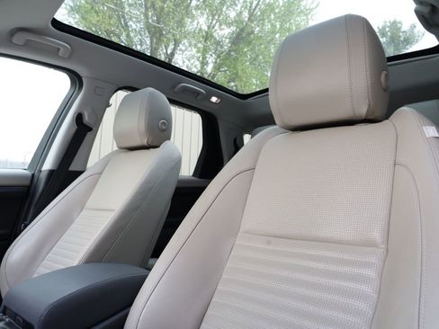 Used 2020 Land Rover Discovery Sport S AWD/4WD image 15