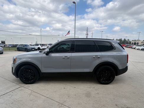 Used 2021 Kia Telluride EX w/ EX Premium Package image 5
