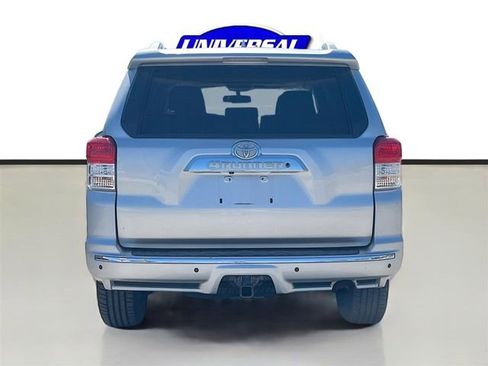 Used 2012 Toyota 4Runner SR5 w/ Premium Pkg w/3rd Row Seat AWD/4WD image 6