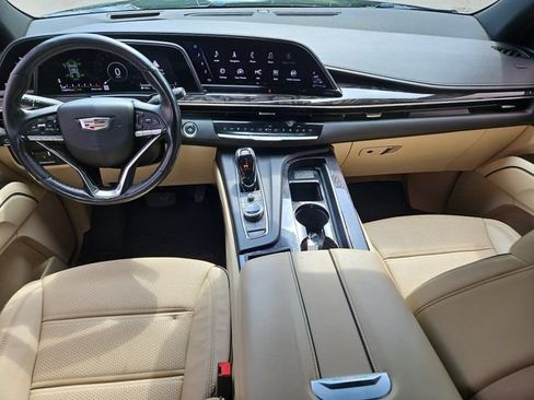 Used 2021 Cadillac Escalade Premium Luxury w/ Performance Package AWD/4WD image 9