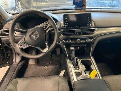 Used 2018 Honda Accord LX image 10