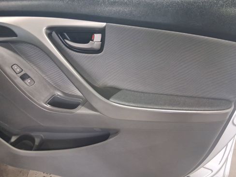Used 2011 Hyundai Elantra GLS w/ Preferred Equipment Pkg 3 FWD image 18