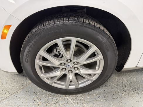 Used 2023 Buick Enclave Essence w/ Experience Buick Package image 33