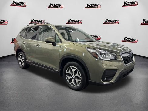 Used 2019 Subaru Forester Premium image 3
