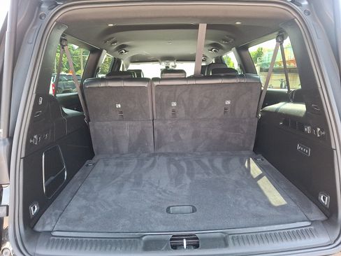 Used 2024 Jeep Wagoneer L Series III w/ Flexible Seating Group AWD/4WD image 28