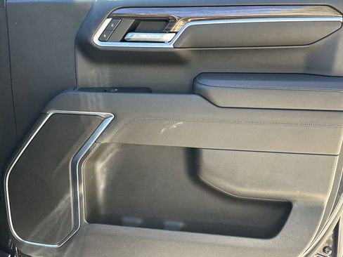 Used 2022 Chevrolet Silverado 1500 LT image 15