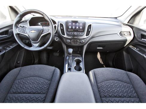 Used 2022 Chevrolet Equinox LT FWD image 10