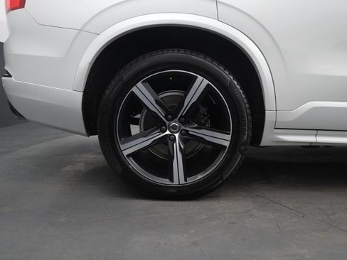 Used 2019 Volvo XC90 T6 R-Design w/ Protection Package image 18