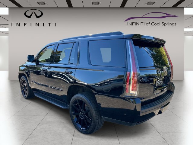 Used 2019 Cadillac Escalade Luxury w/ Escalade Sport Edition AWD/4WD image 5