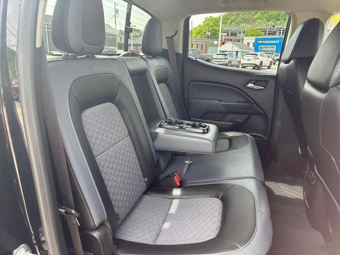 Used 2017 Chevrolet Colorado Z71 w/ Z71 Midnight Edition AWD/4WD image 26