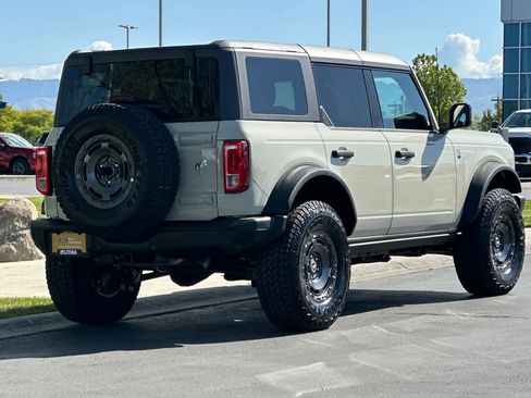 Certified 2025 Ford Bronco Big Bend w/ Black Diamond Package AWD/4WD image 2
